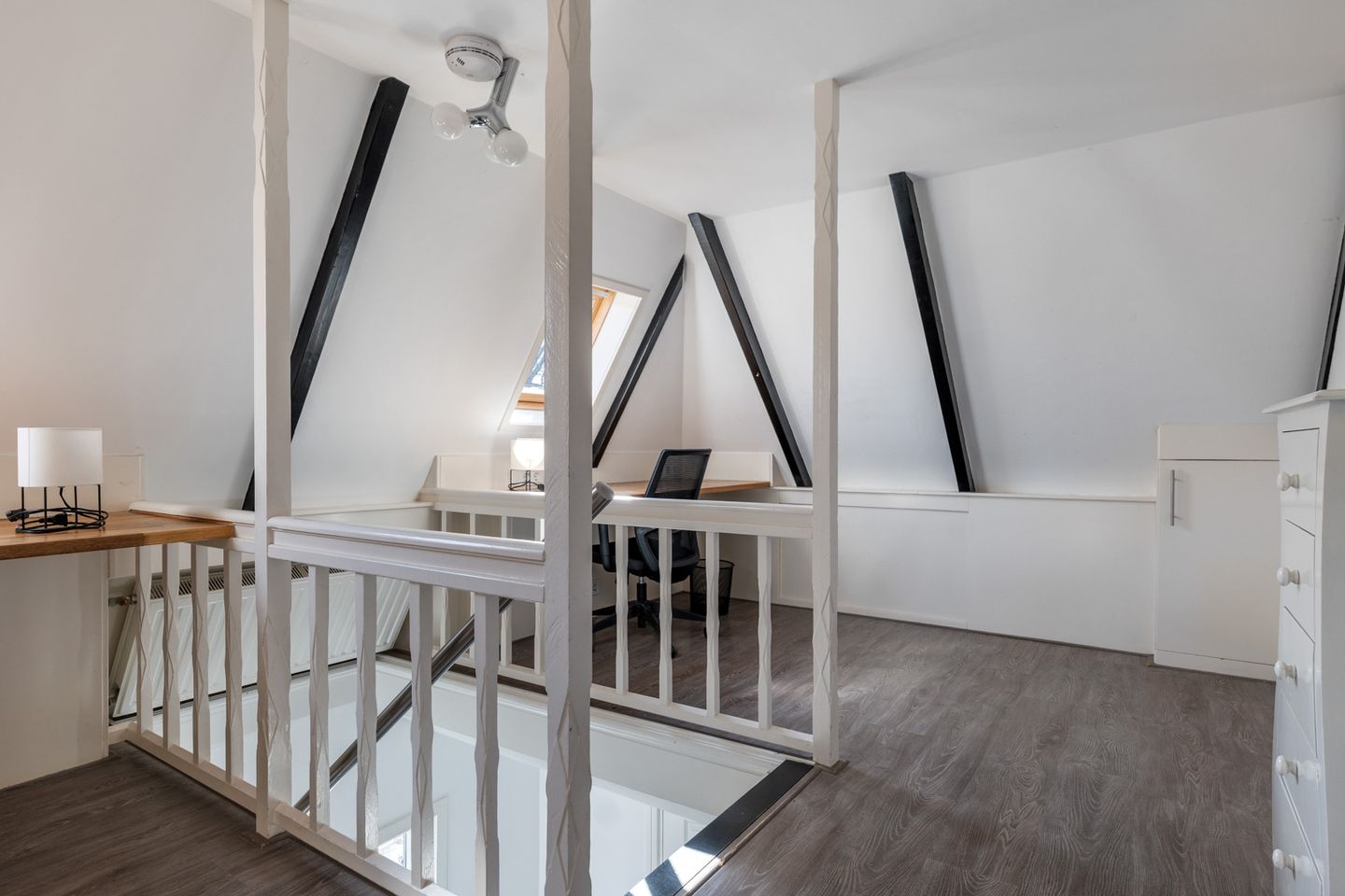 Characteristic and Spacious Semi-Detached Townhouse with Comfort and Charm — 28