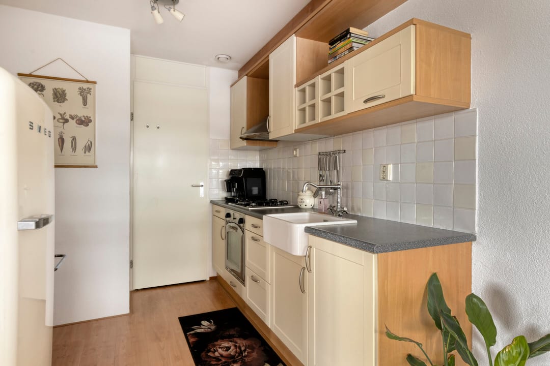 Spacious and light apartment with energy label A in Oostertocht — 12