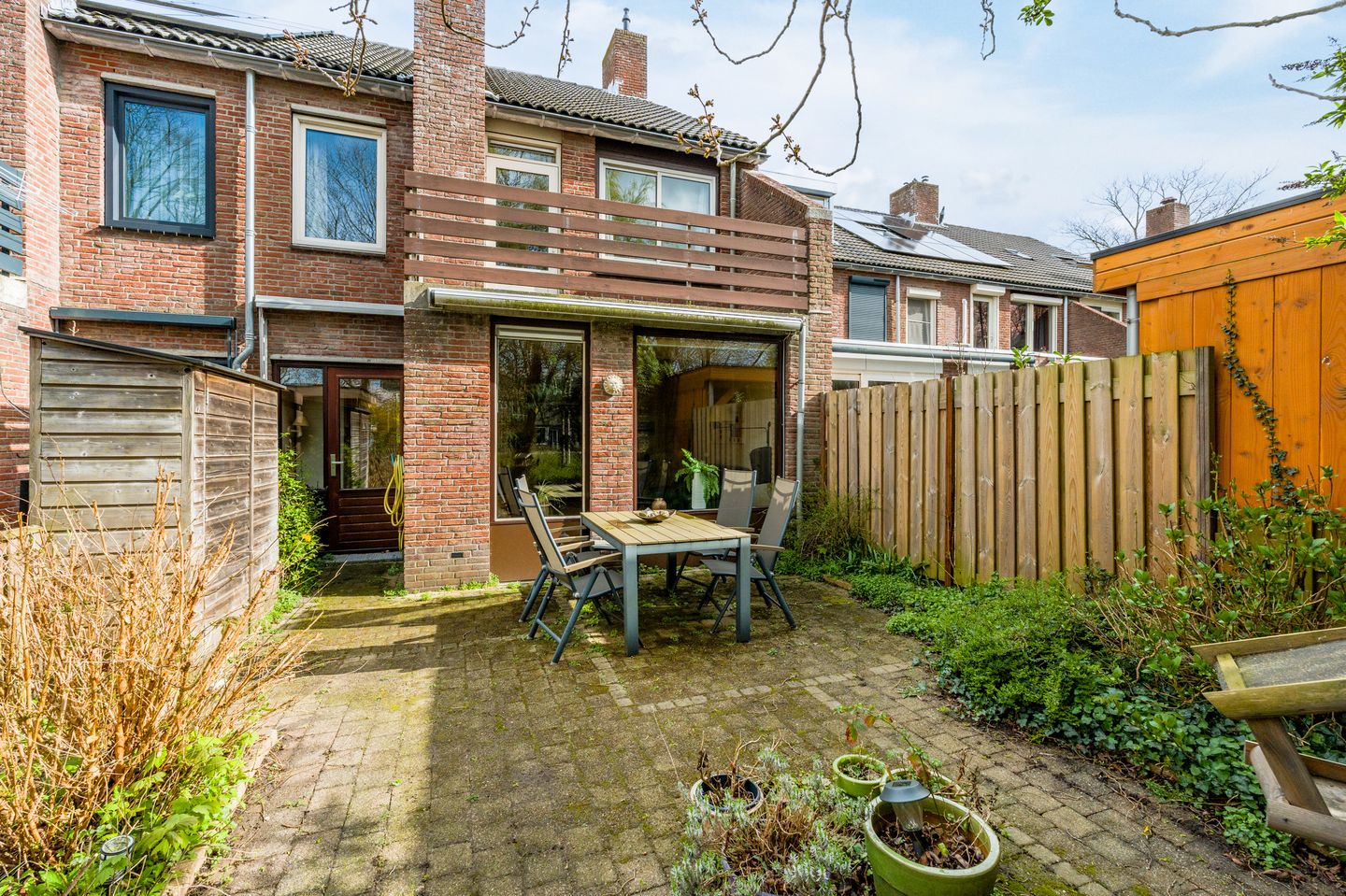 Spacious Family Home with Garage and Sunny Southwest Garden in Child-Friendly Katwijk Neighborhood — 35