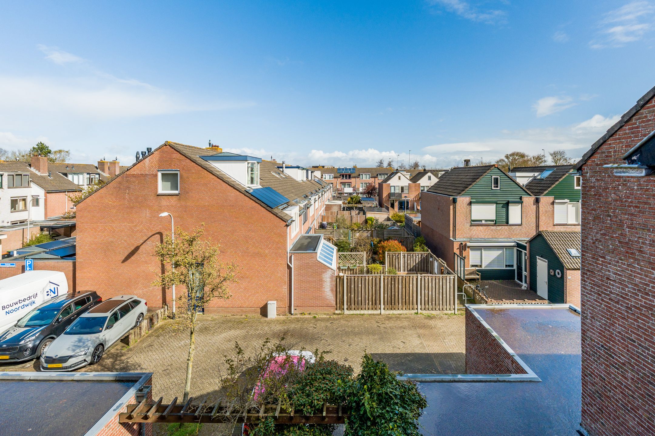Spacious Family Home with Garage and Sunny Southwest Garden in Child-Friendly Katwijk Neighborhood — 42