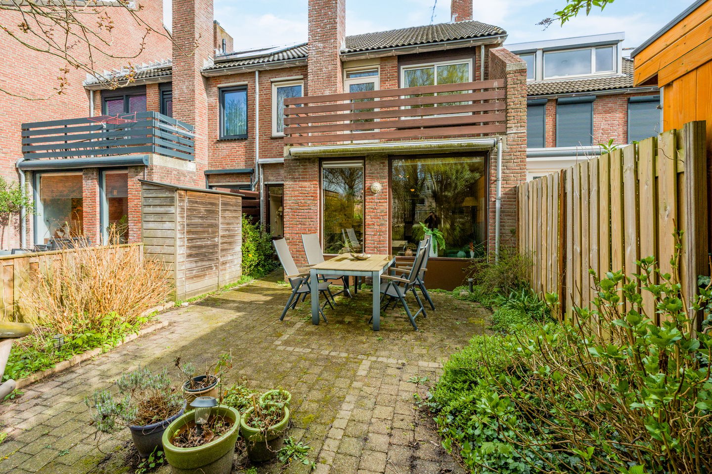 Spacious Family Home with Garage and Sunny Southwest Garden in Child-Friendly Katwijk Neighborhood — 34