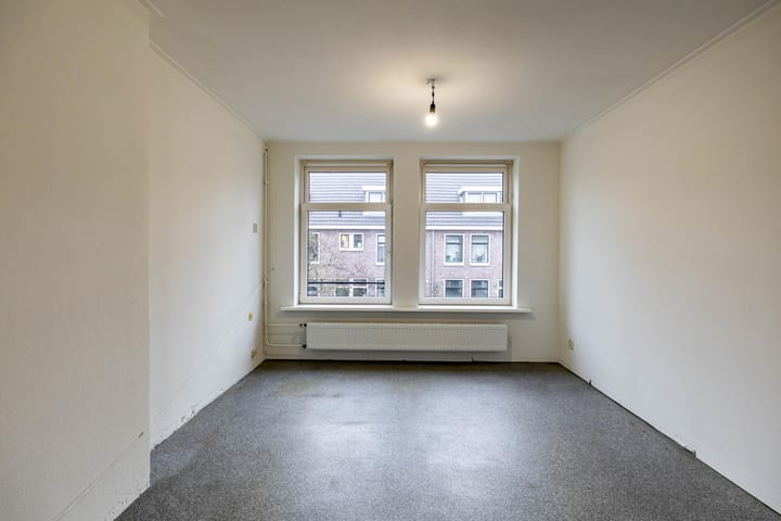 Foto 5 van Magna Petestraat 15-A