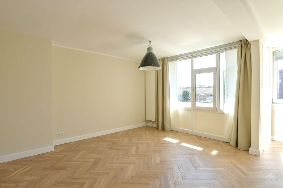 Photo 2 of Zeverijnstraat 65