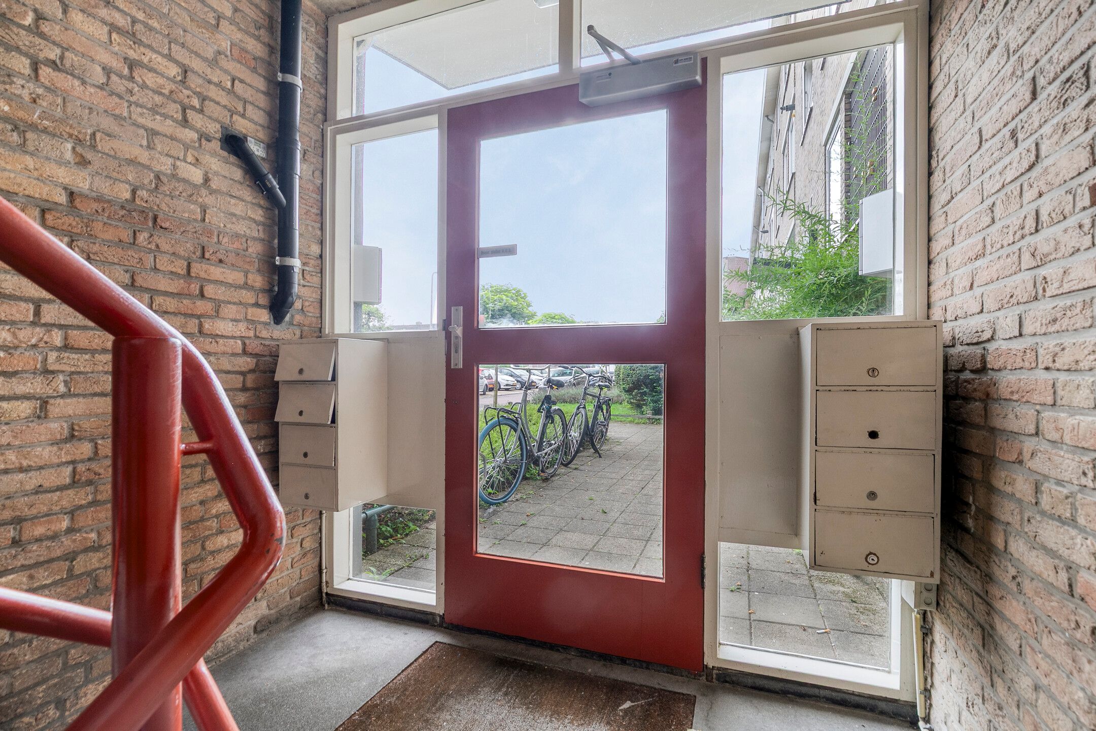 Photo 6 of Zeverijnstraat 65