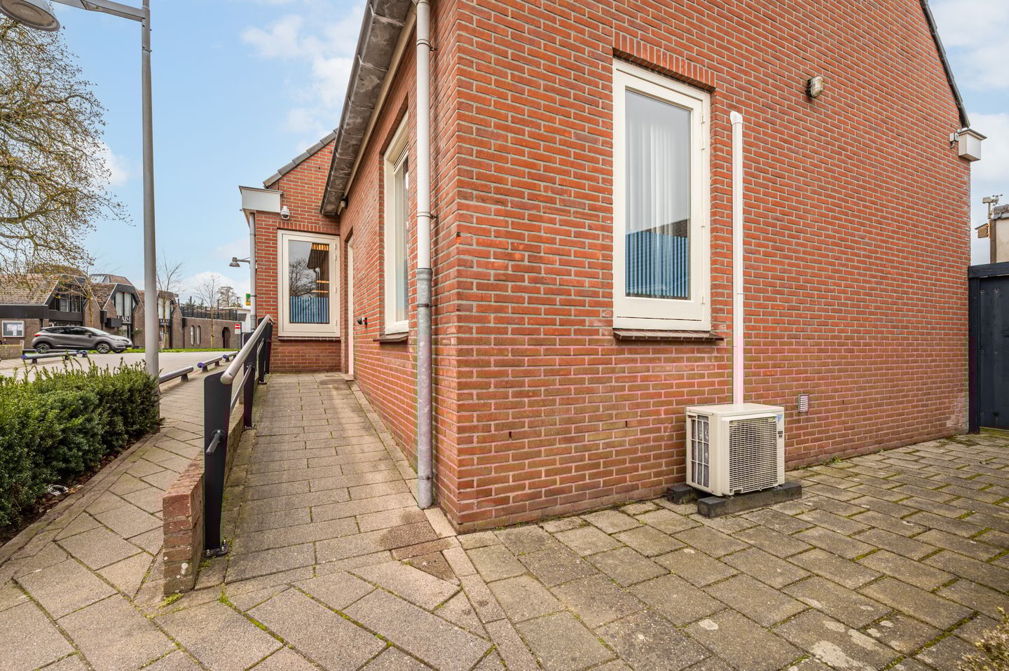 View photo 4 of Dorpsstraat 69