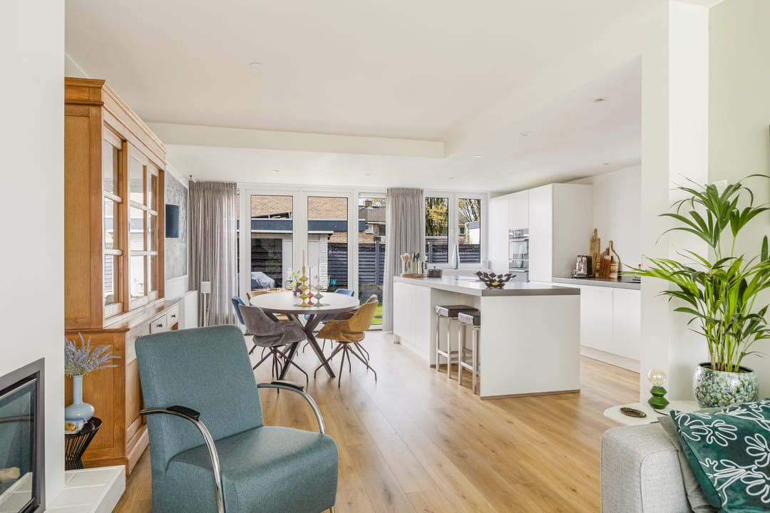 Photo 13 of Esdoornlaan 17