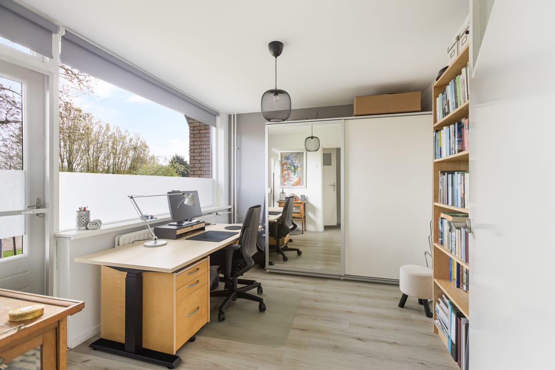 Photo 26 of Esdoornlaan 17