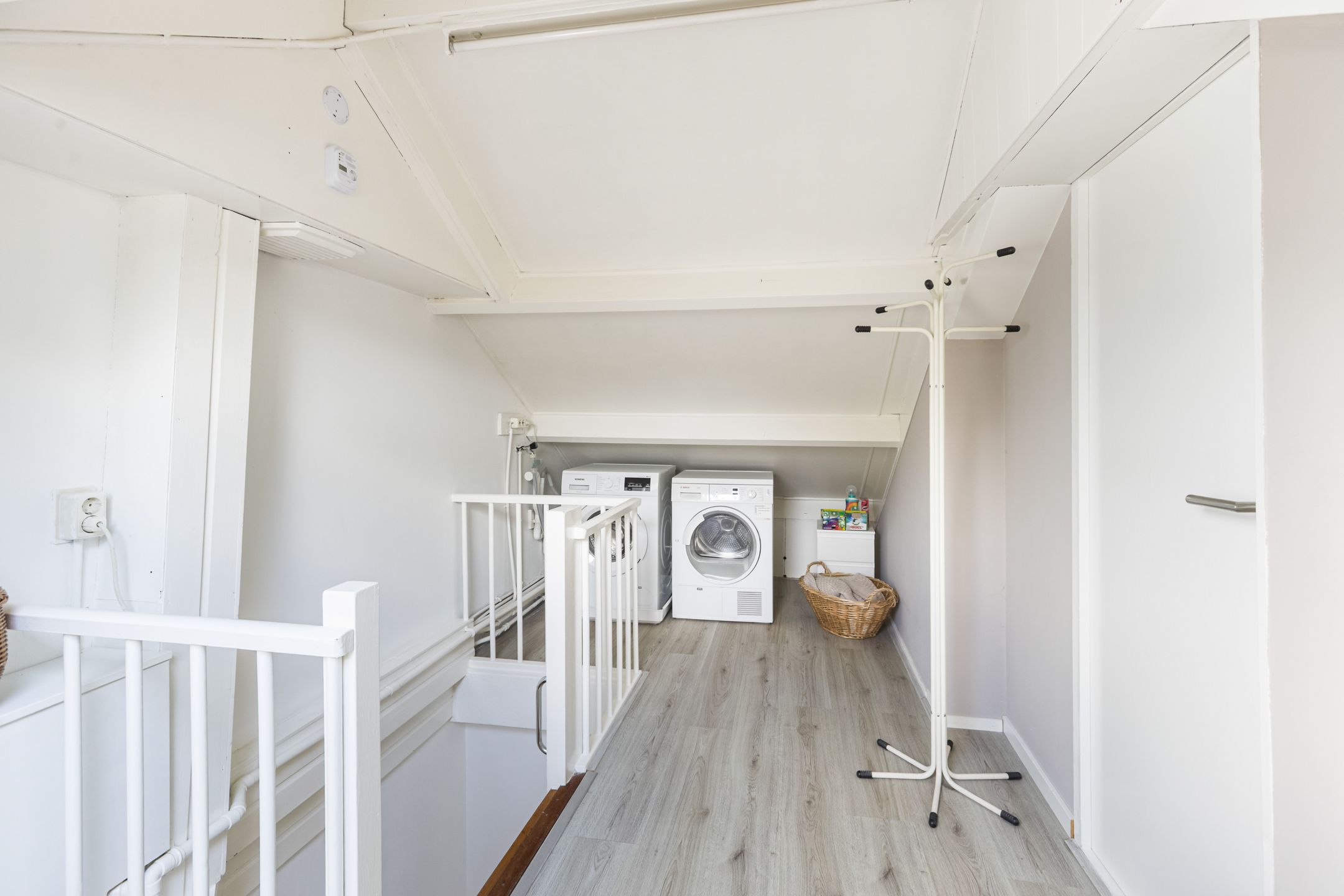 Photo 33 of Esdoornlaan 17