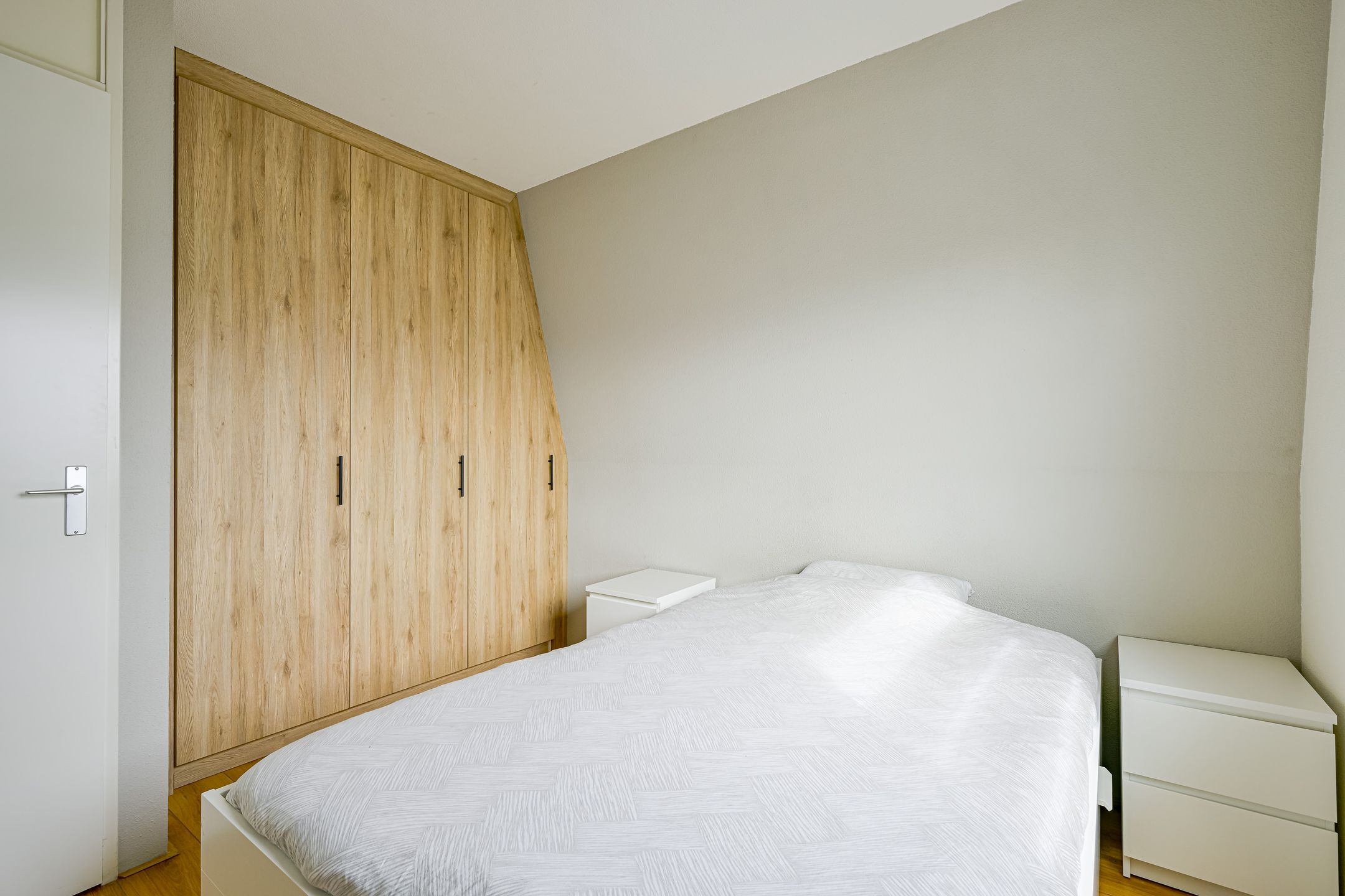 Foto 15 van Jean Henri Dunantstraat 76-B