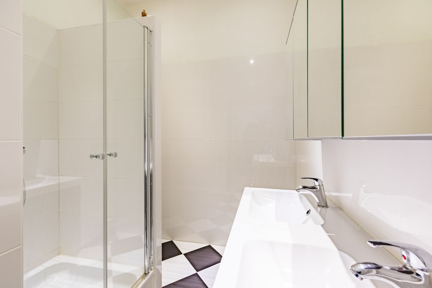 Photo 20 of Caan van Necklaan 204