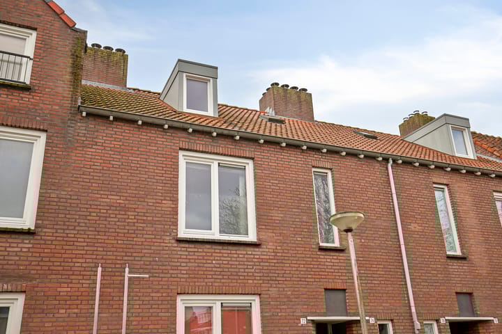 Photo 3 of Bilderdijkstraat 74