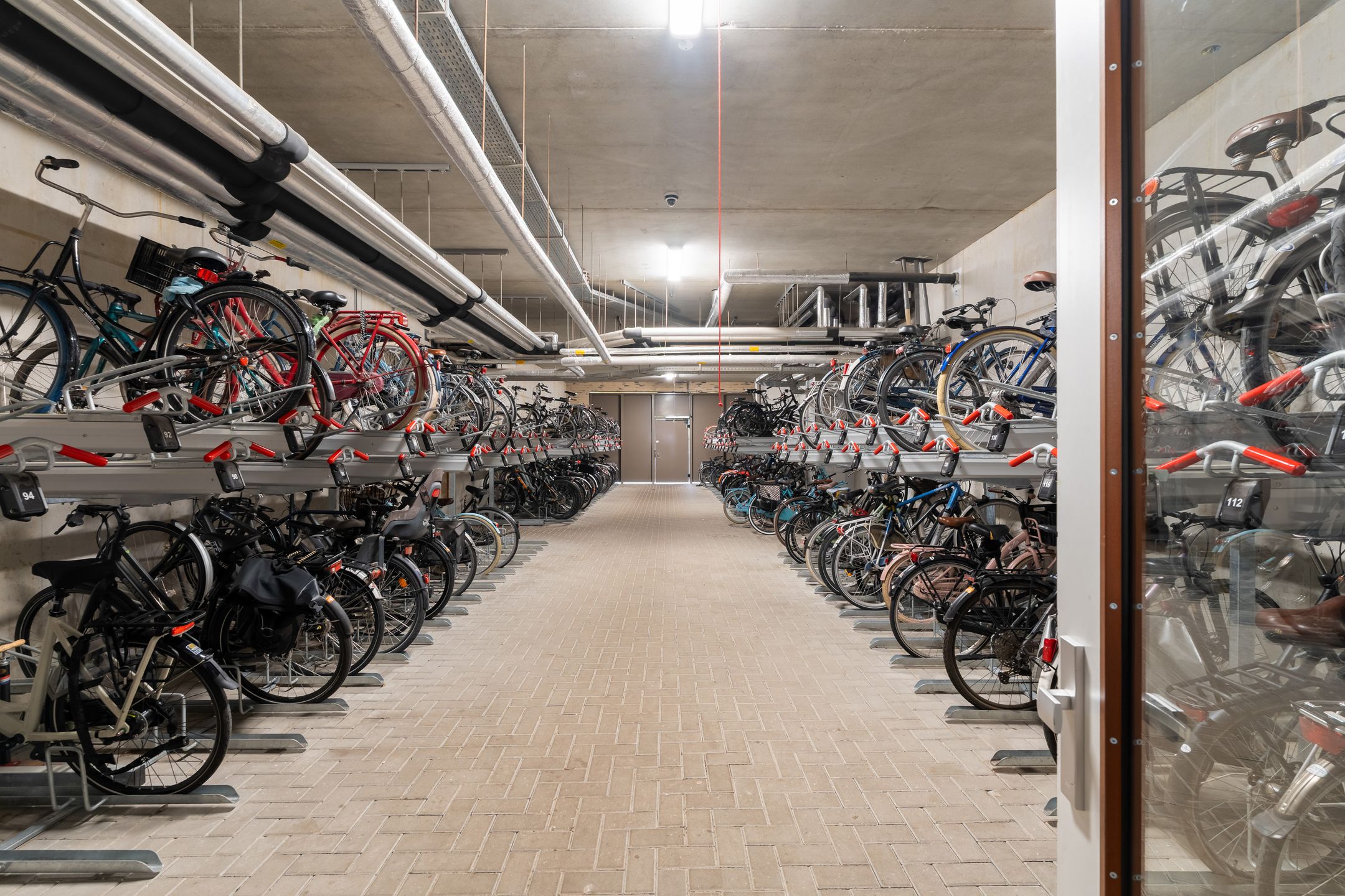 Foto 48 van Ananasweg 114