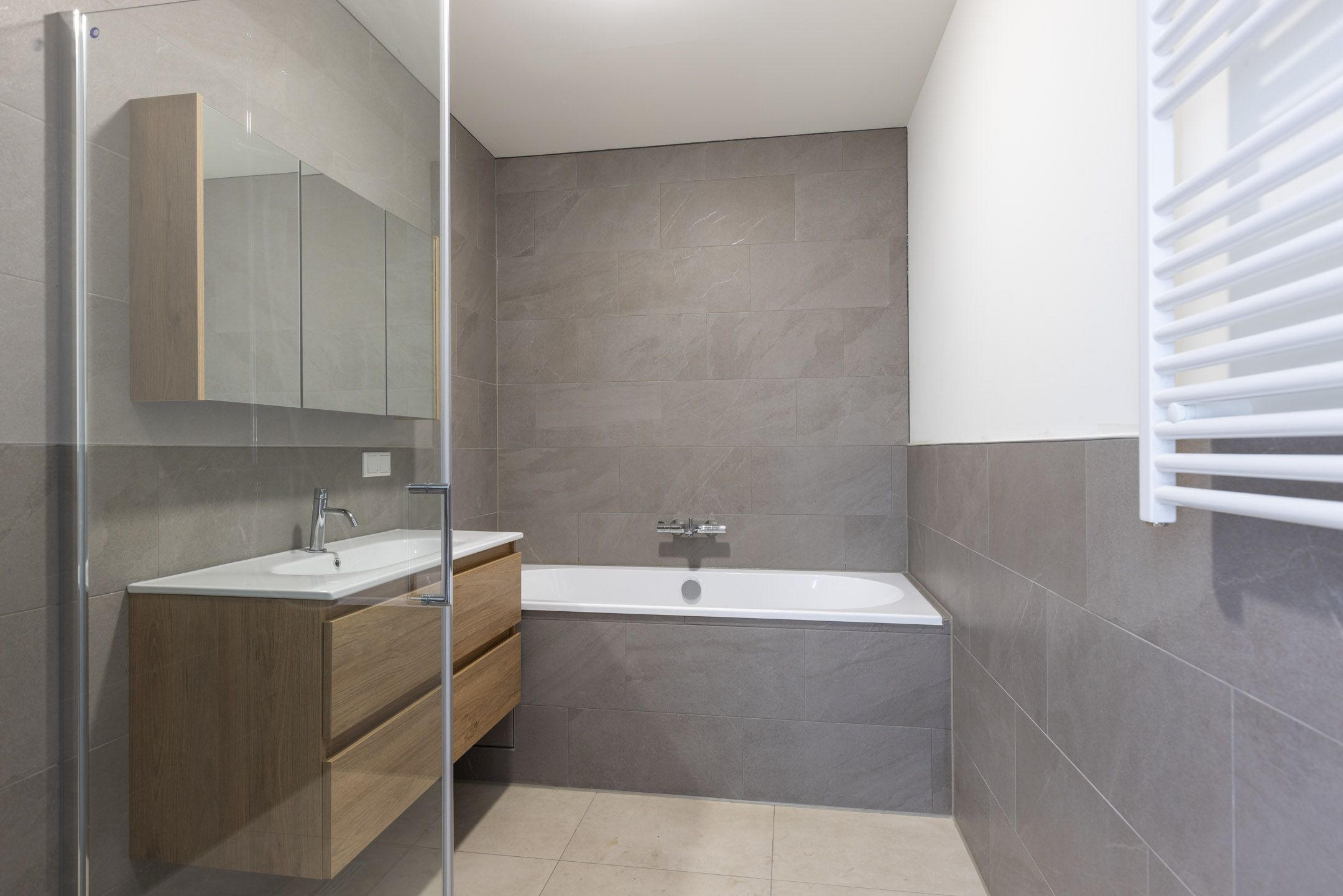 Foto 12 van Laarderweg 54-A