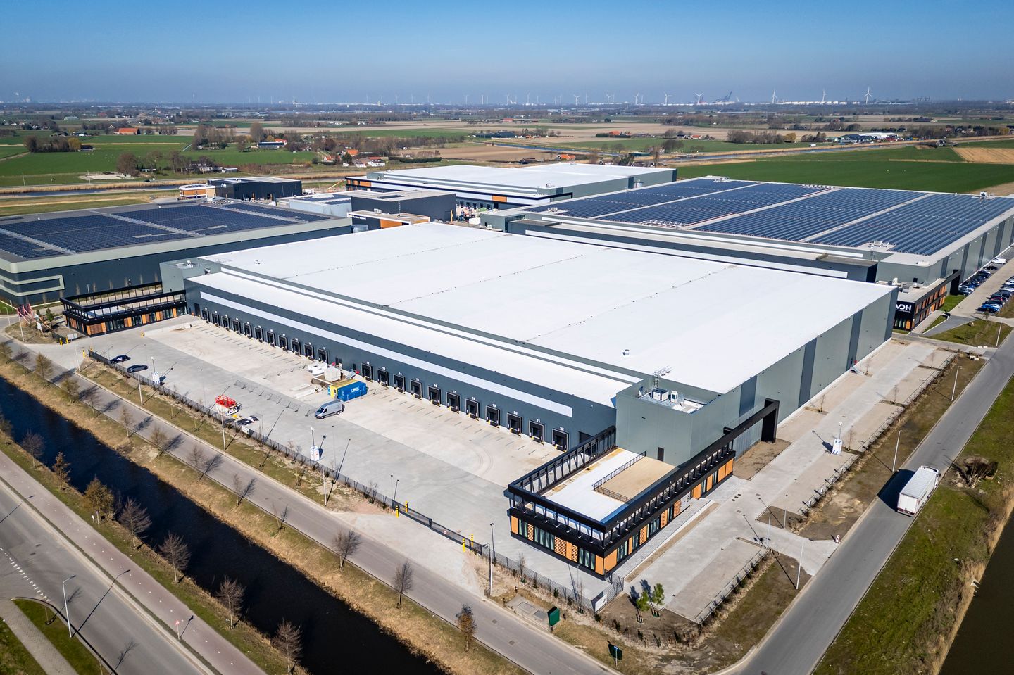 Bekijk foto 3 van Biroweg 3