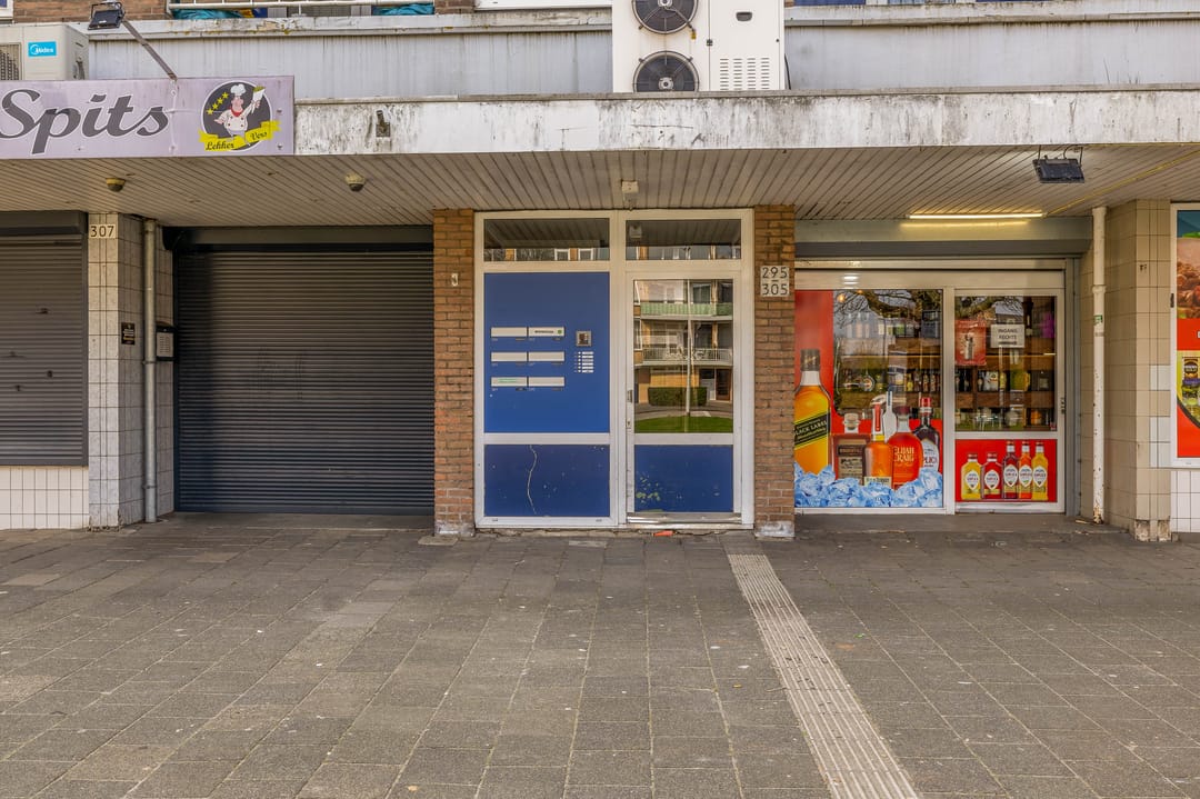 Foto 32 van Nieuwenoord 305