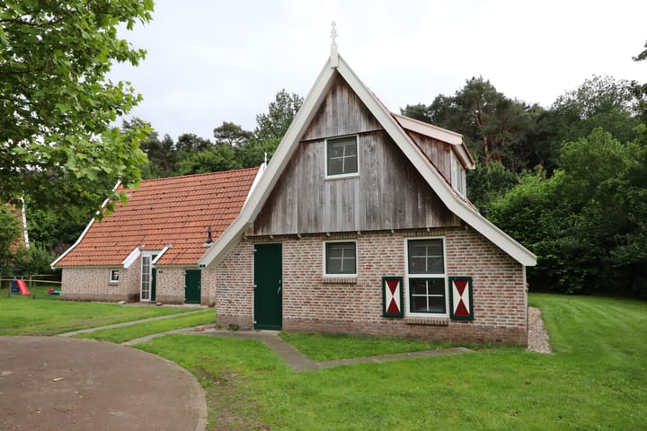 Photo 4 of Tunnelweg 7-18