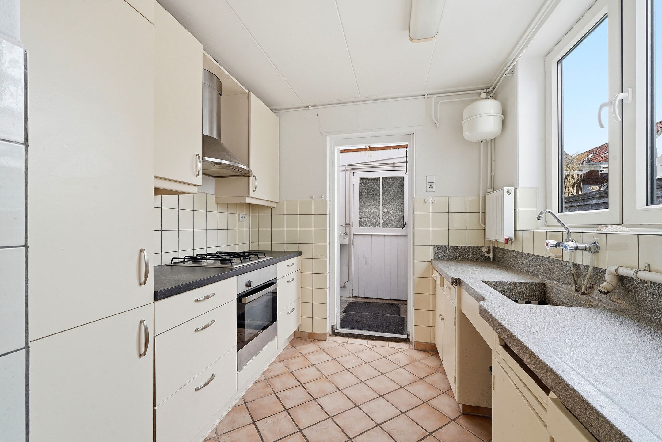 Photo 12 of Aagje Dekenstraat 87