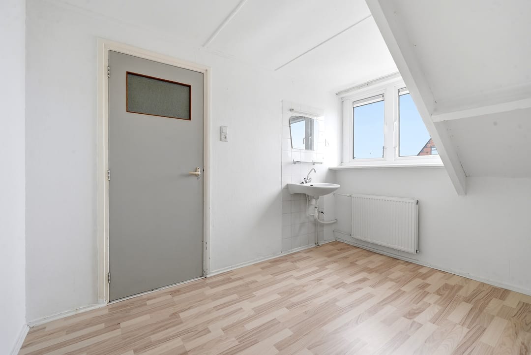 Photo 22 of Aagje Dekenstraat 87