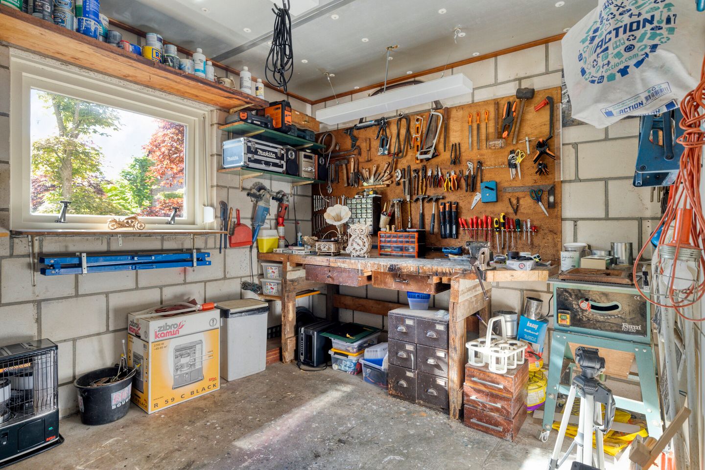 Photo 19 of Dinxperlosestraatweg 23