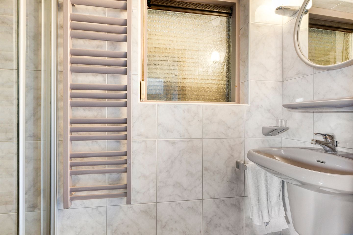 Photo 25 of Dinxperlosestraatweg 23