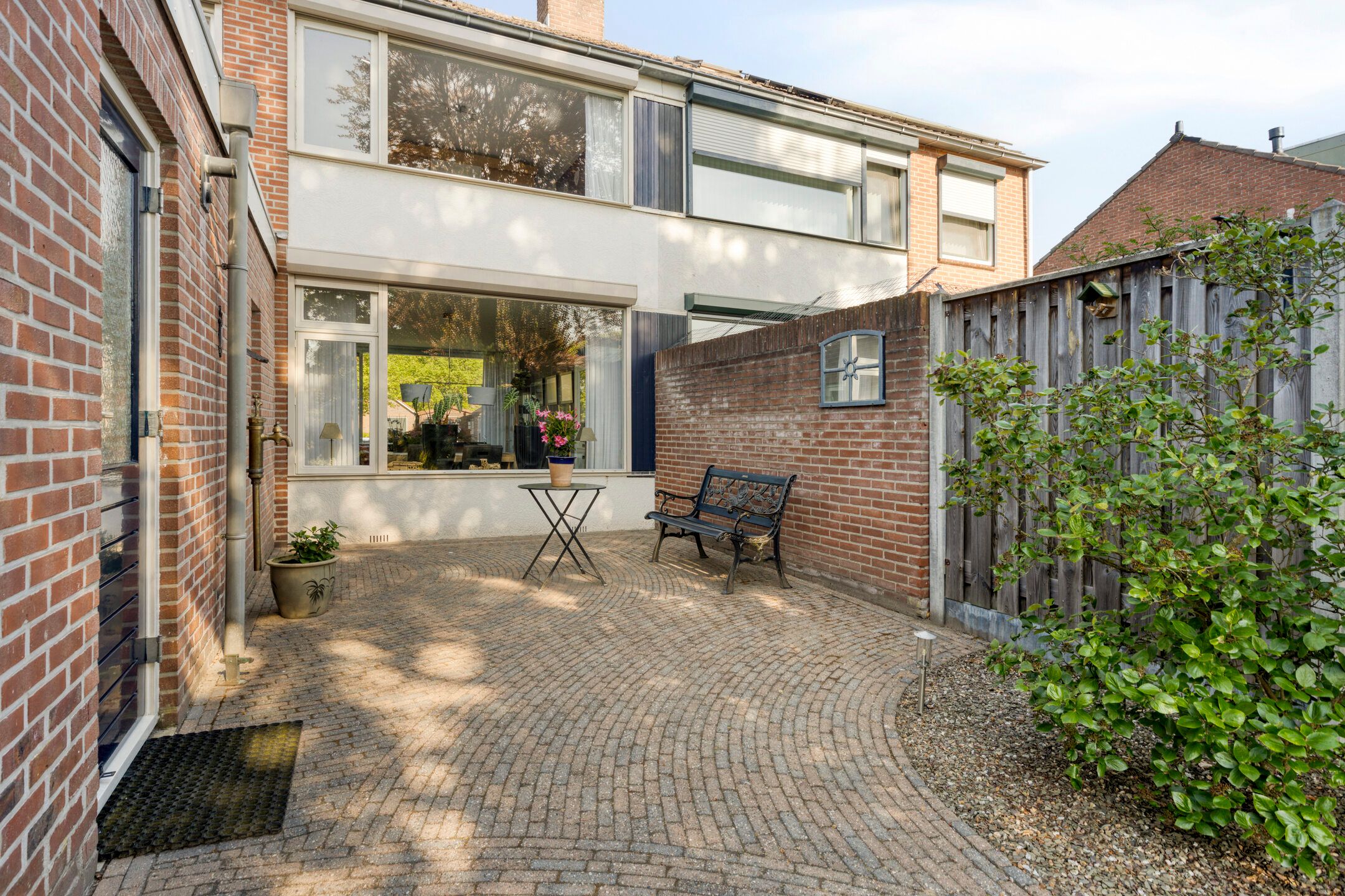 Photo 30 of Dinxperlosestraatweg 23