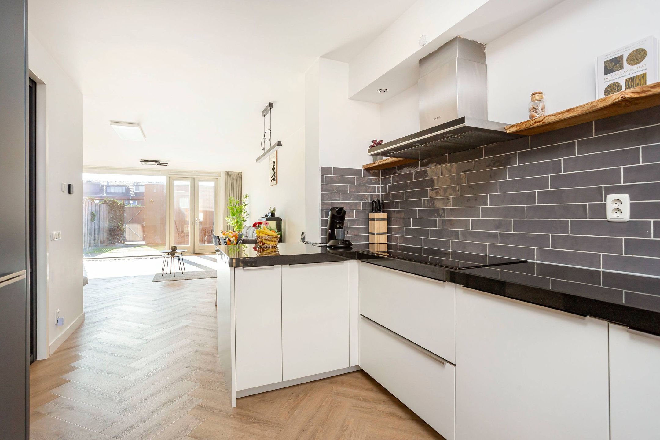 Foto 12 van Melkzwamsingel 10