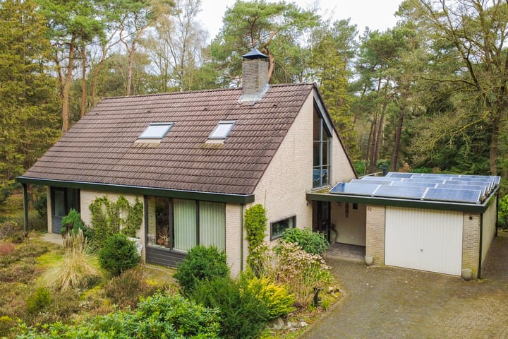 Photo 2 of Korhoenderweg 19