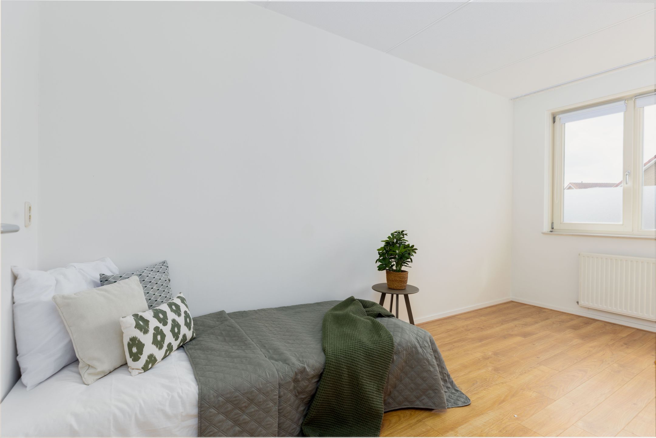 Spacious and modern semi-detached house with garage and private driveway in Borculo — 21