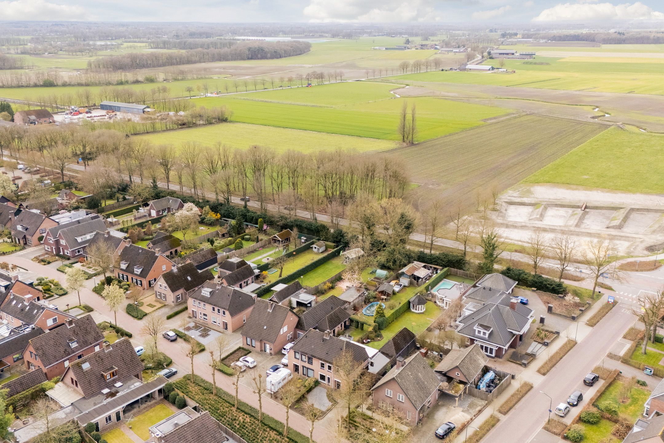 Photo 54 of Het Nieveld 35