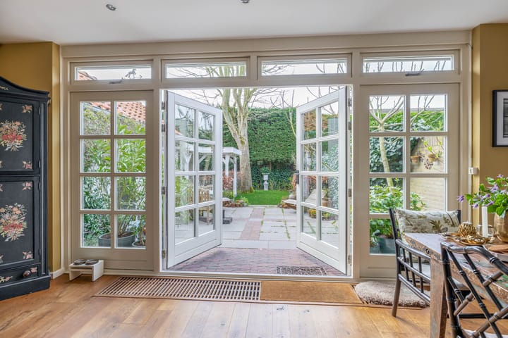 Photo 4 of Oranjelaan 4