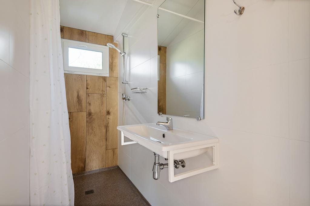 Photo 10 of Vriezekoop 11-JR2