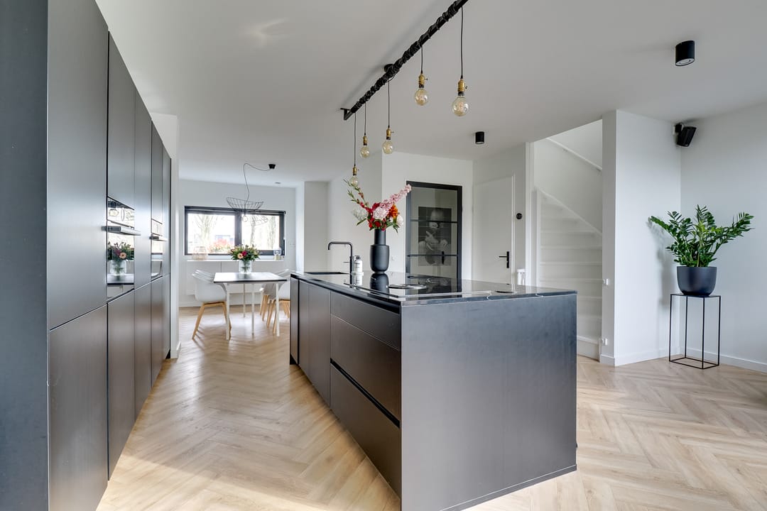 Foto 11 van Walter Kollolaan 177