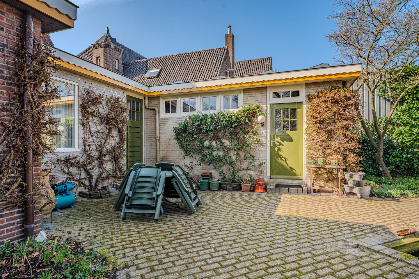 Photo 89 of Stationsstraat 6