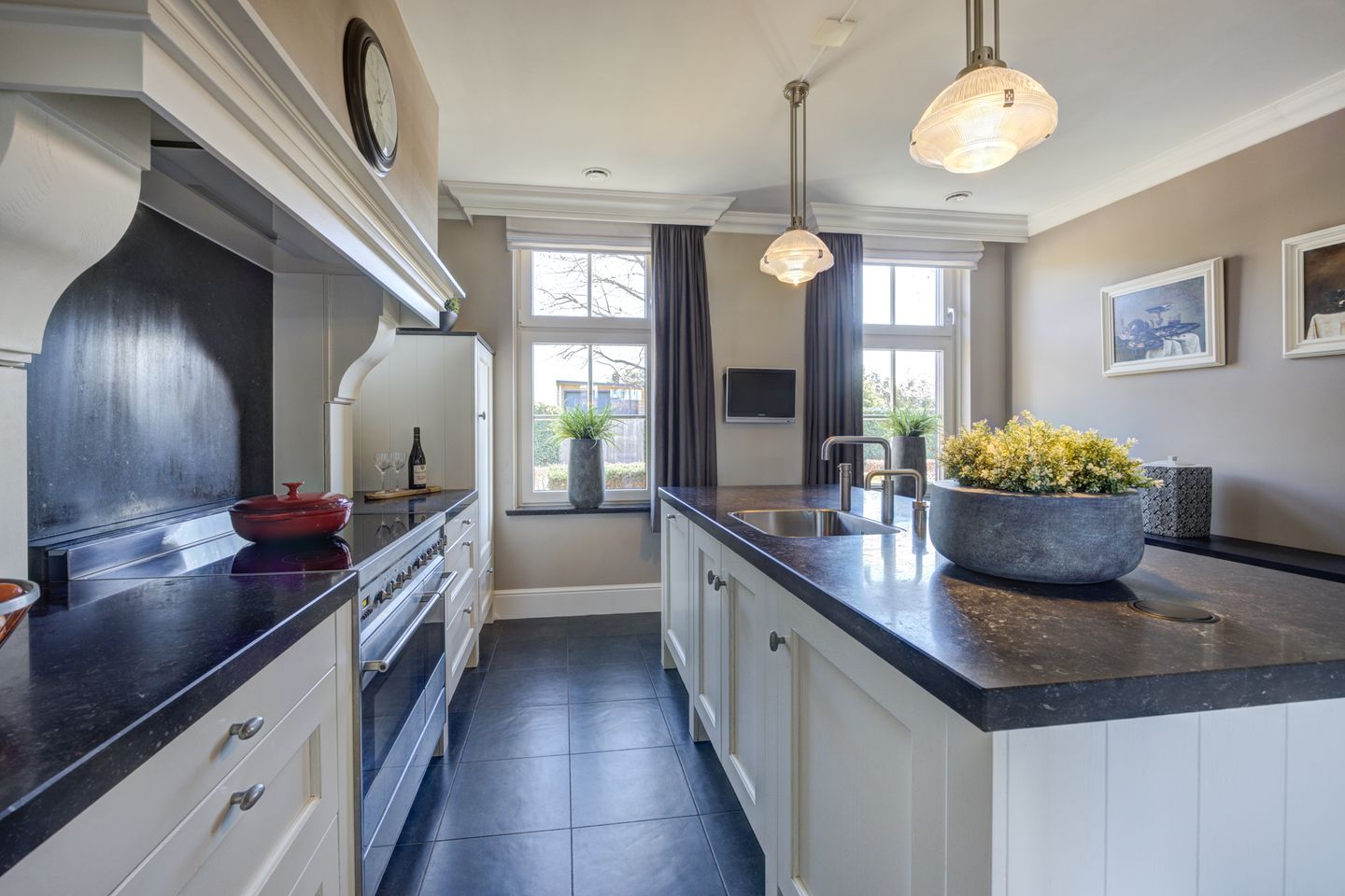 Foto 25 van Irenestraat 58