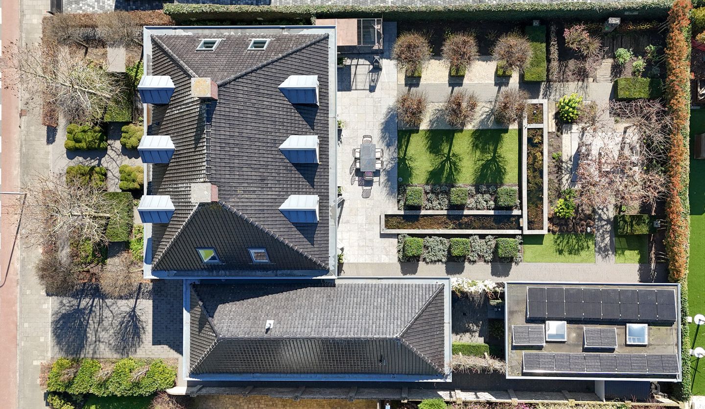 Foto 80 van Irenestraat 58