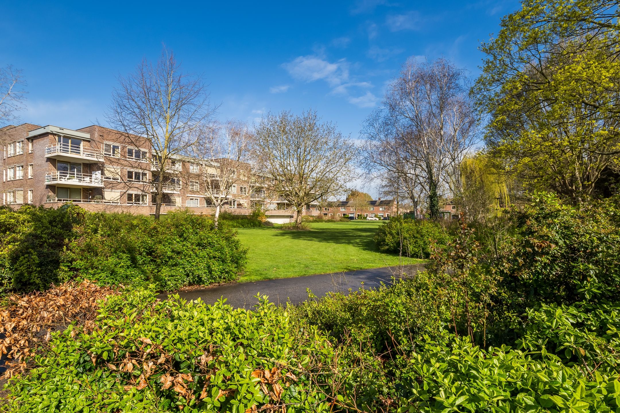 Photo 45 of Koningin Emmastraat 13