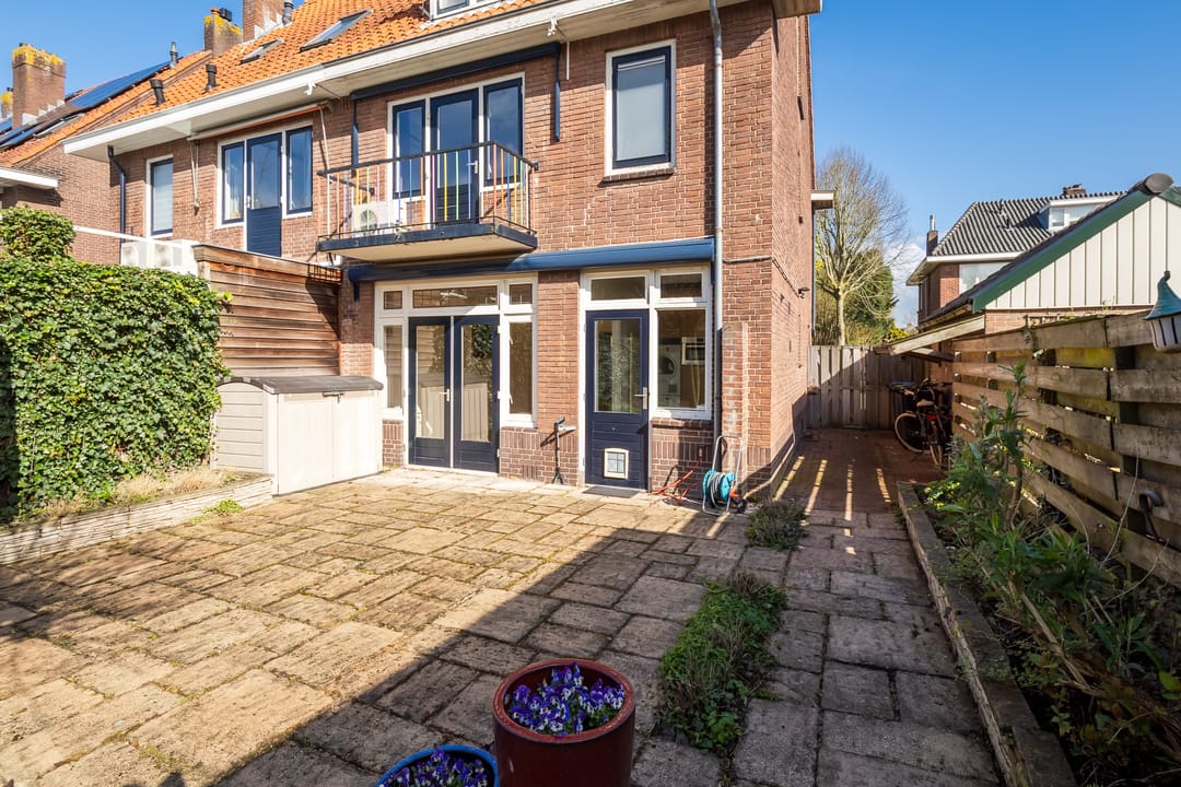 Photo 43 of Koningin Emmastraat 13