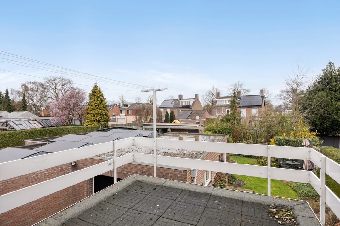 Semi-detached house with garage, driveway and deep backyard in Drunen — 14