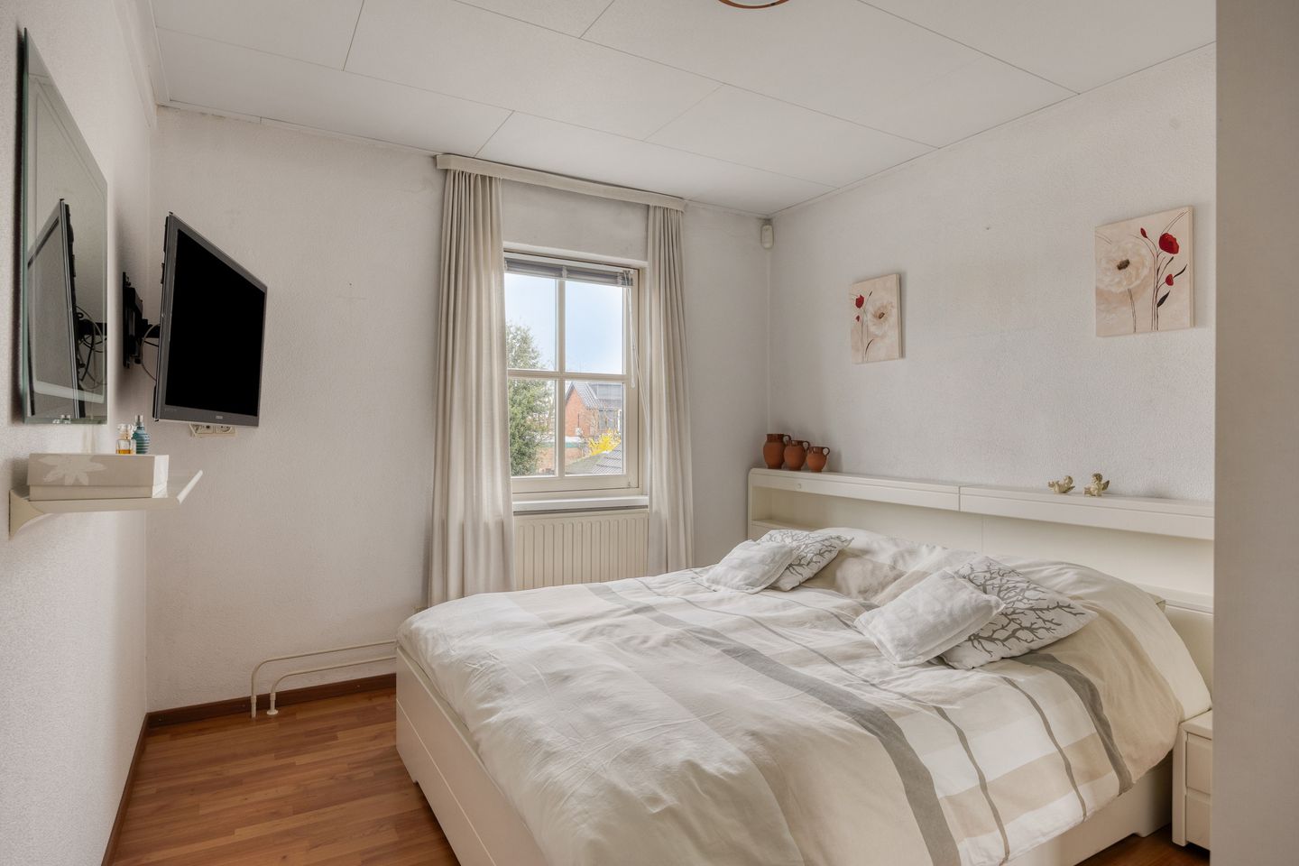 Semi-detached house with garage, driveway and deep backyard in Drunen — 16