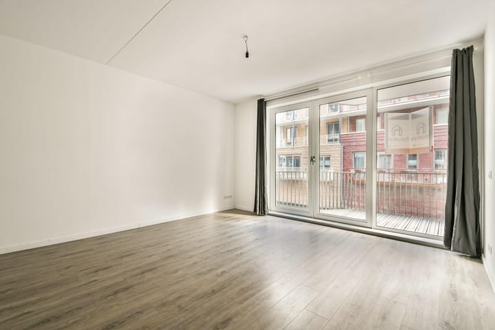 Photo 3 of Carel Willinkgracht 471