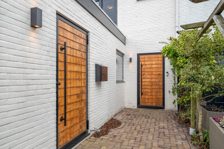 Foto 3 van Saturnus 22