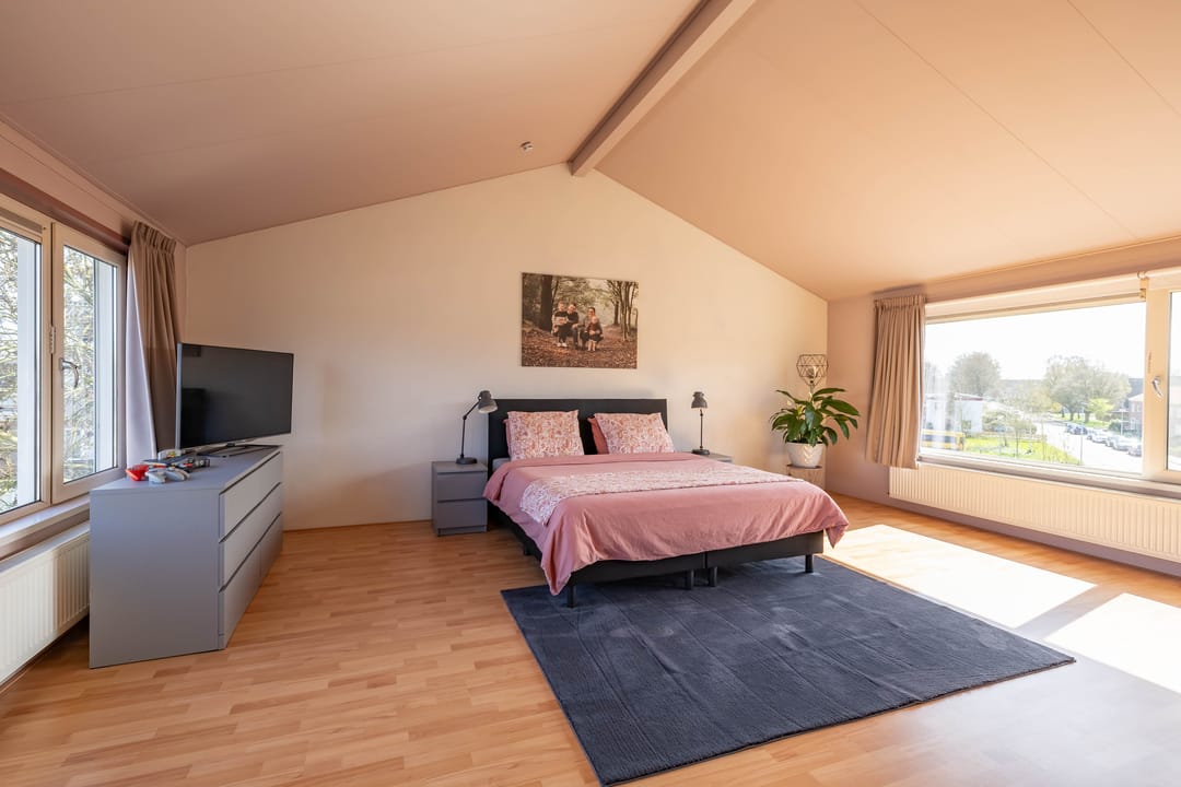 Foto 28 van Julianastraat 17