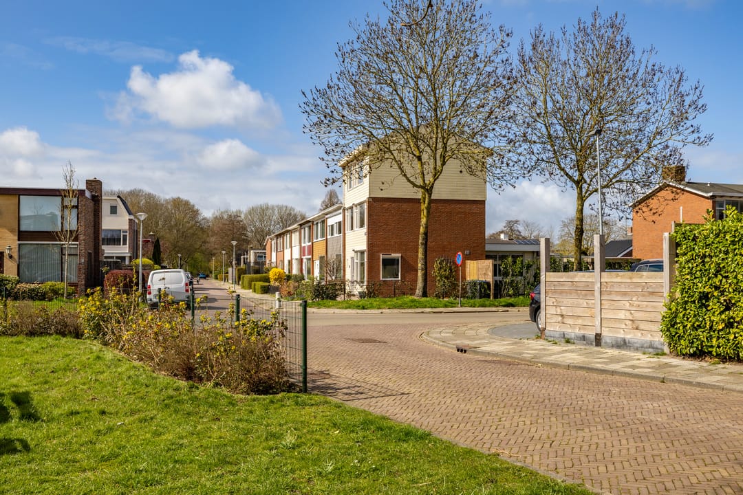 Foto 37 van Julianastraat 17