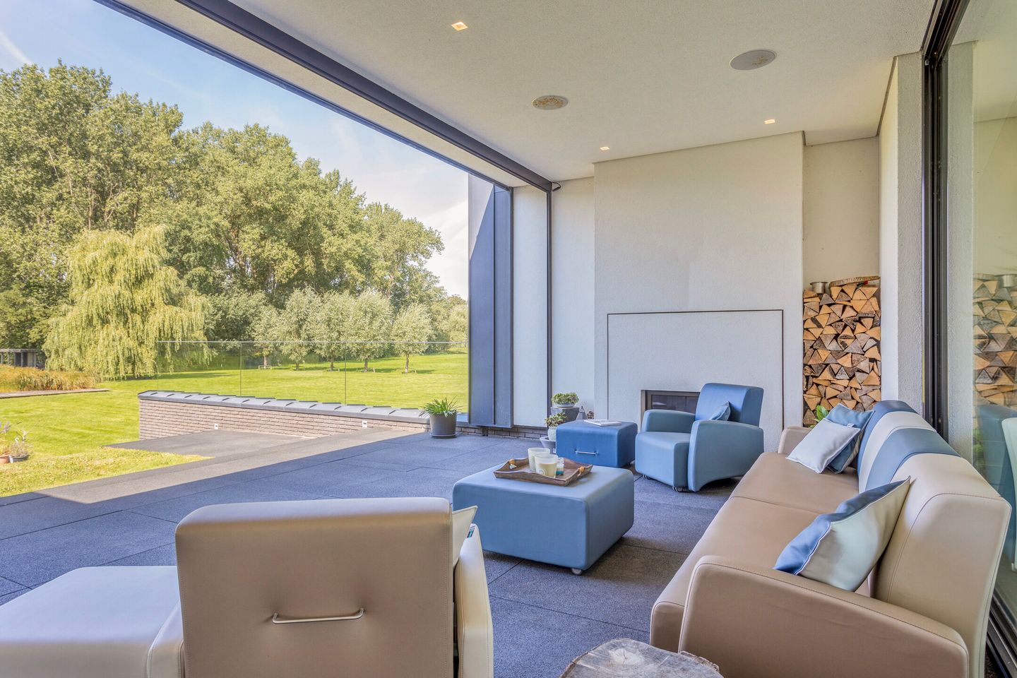 Photo 19 of Molendijk 9