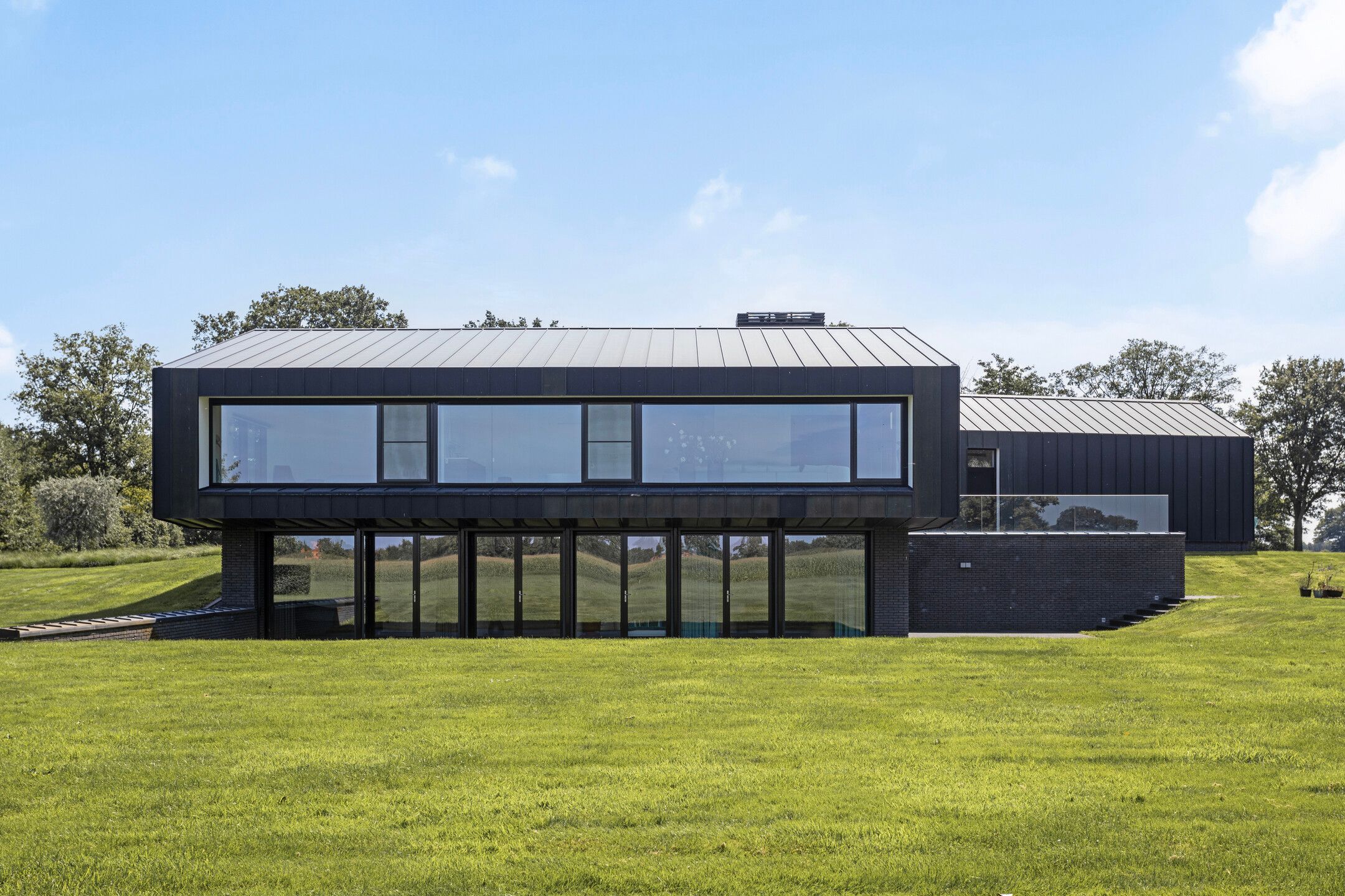 Photo 63 of Molendijk 9