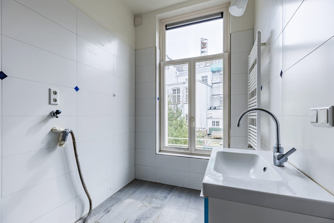 Characteristic Double Townhouse with Free Park Views in Amsterdam Oost — 17