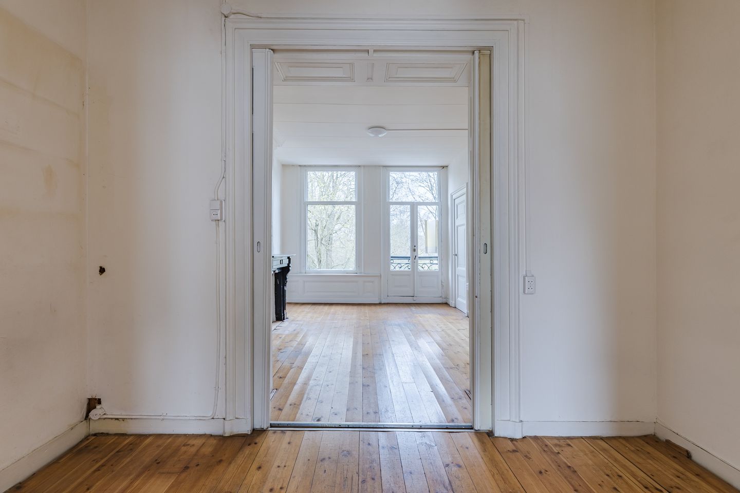 Characteristic Double Townhouse with Free Park Views in Amsterdam Oost — 25
