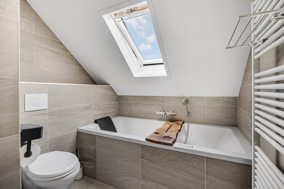 Charming Corner House on the Kromme Rijn with Garden and Solar Panels — 37