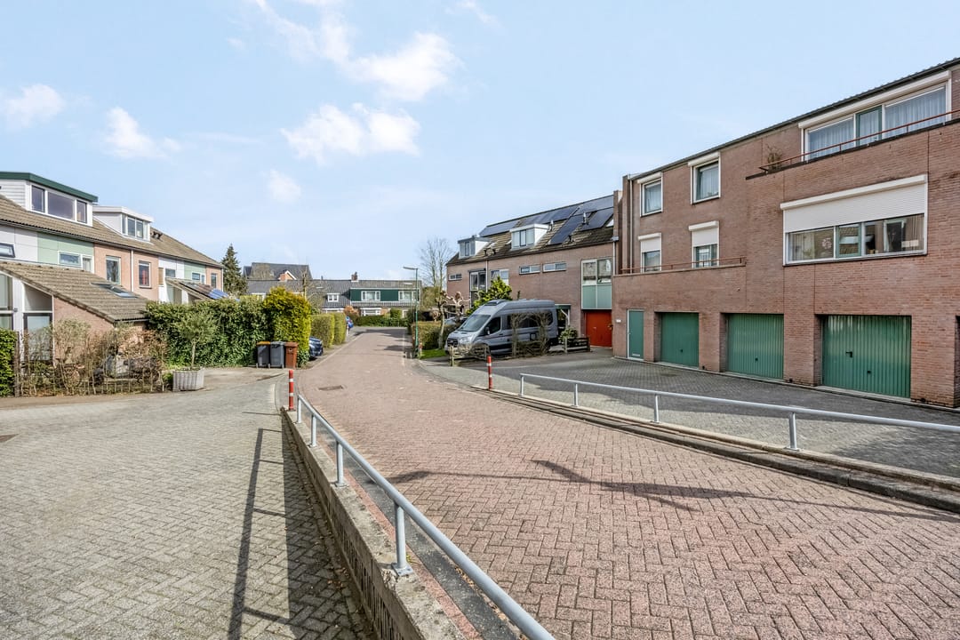 Charming Corner House on the Kromme Rijn with Garden and Solar Panels — 56