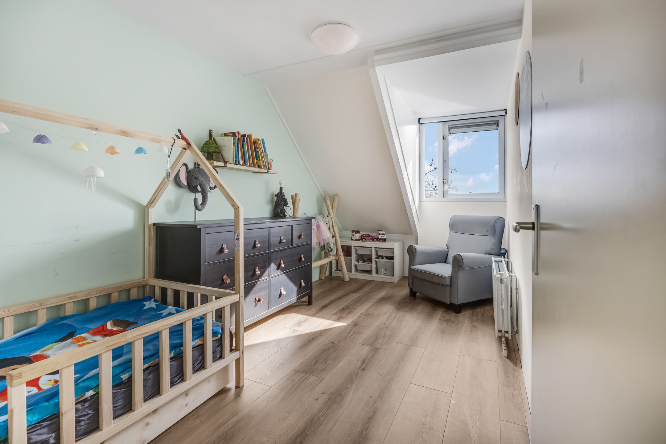 Charming Corner House on the Kromme Rijn with Garden and Solar Panels — 29